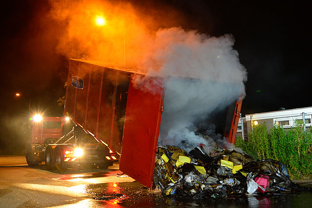2014/149/GB 20140628b 007 Containerbrand Lindberghstraat.jpg